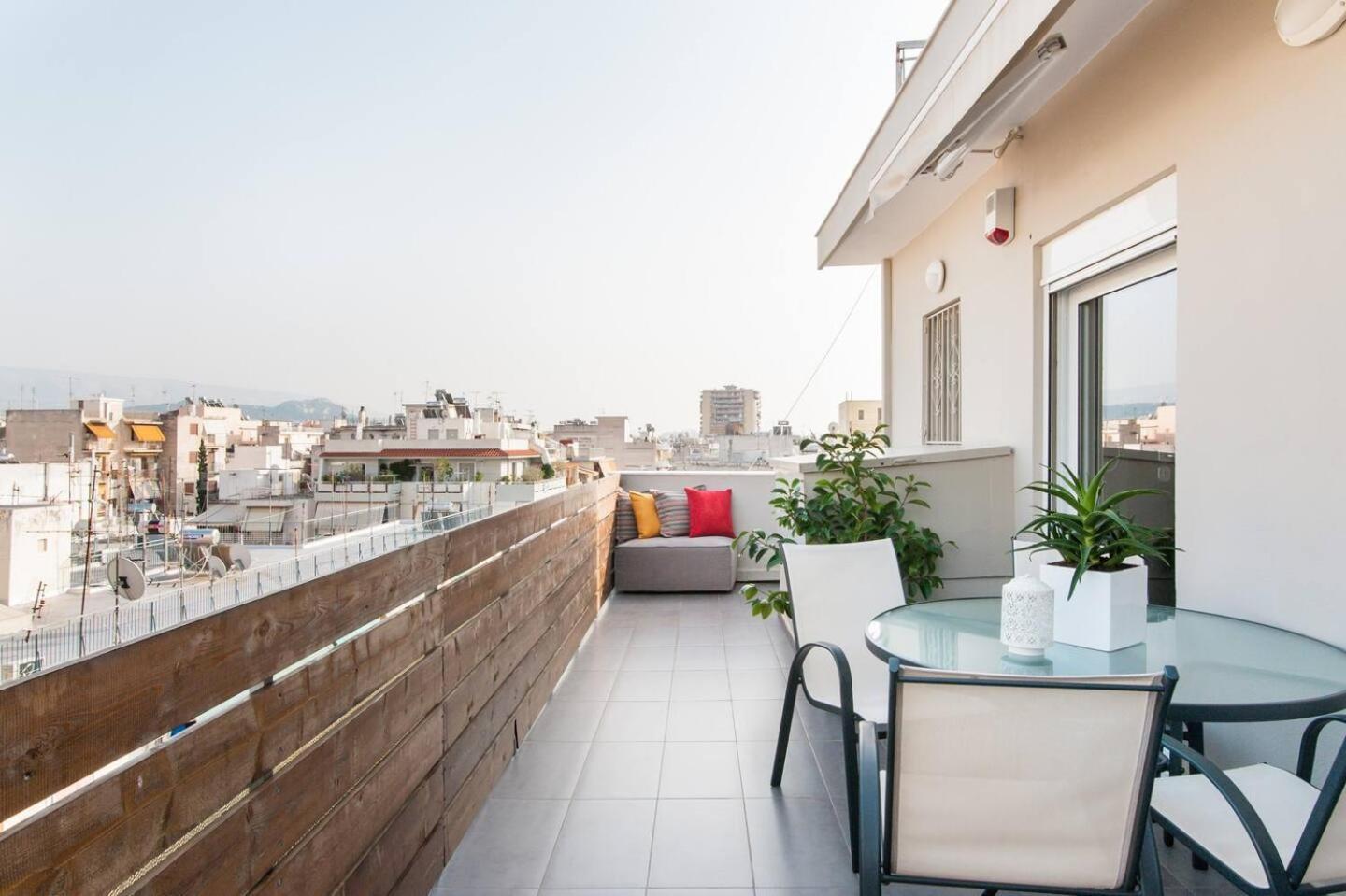 Ma Maison Nο 1, Penthouse, Acropolis And Lycabettus View, Ultra High Speed Internet 300 Mbps, 15' To Acropolis By Metro, 1' From Metro Station Athén Kültér fotó