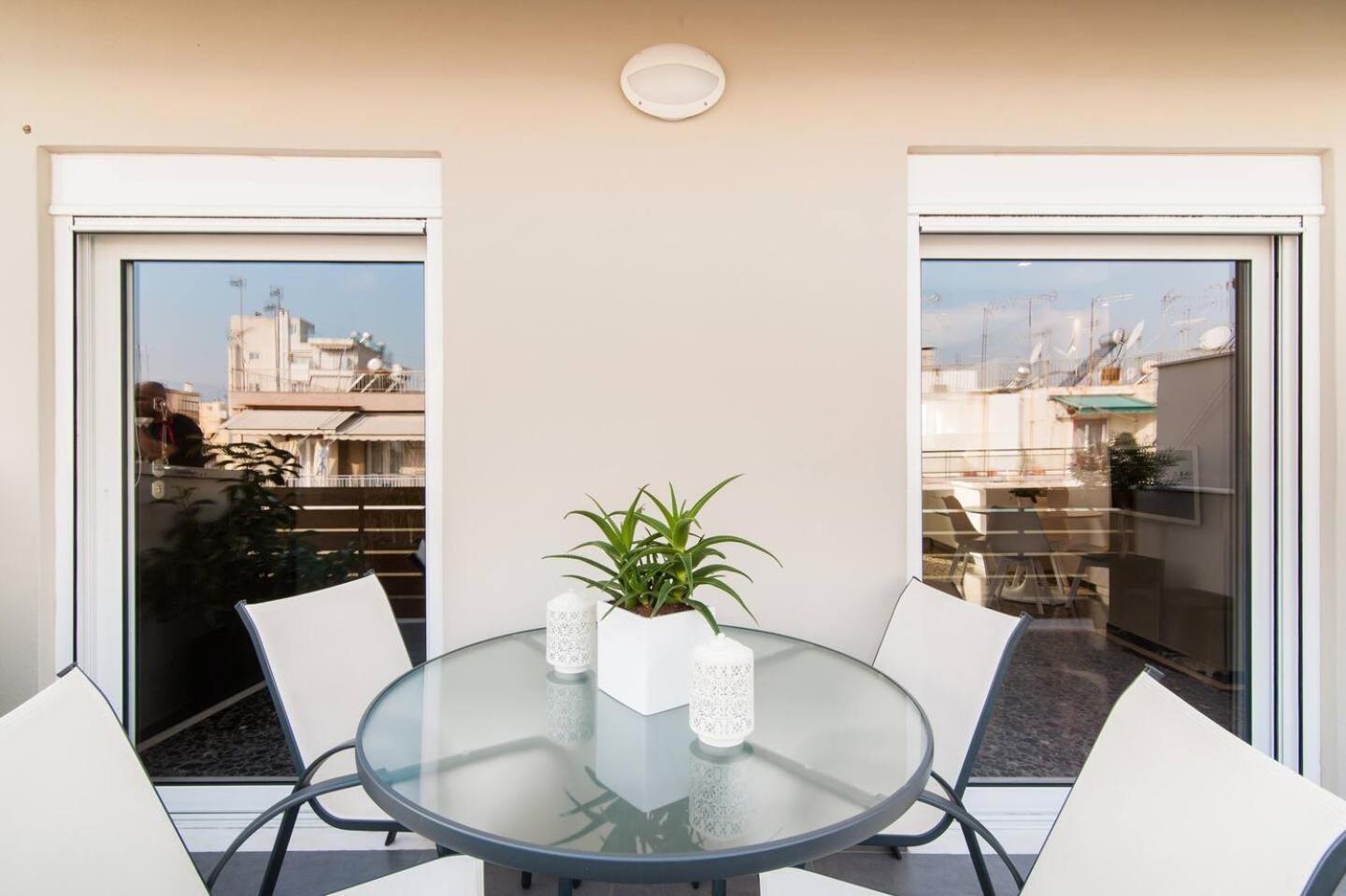 Ma Maison Nο 1, Penthouse, Acropolis And Lycabettus View, Ultra High Speed Internet 300 Mbps, 15' To Acropolis By Metro, 1' From Metro Station Athén Kültér fotó